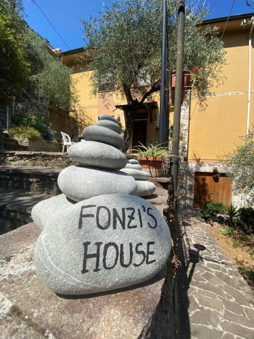 Fonzi'S House Apartment La Spezia Exterior foto